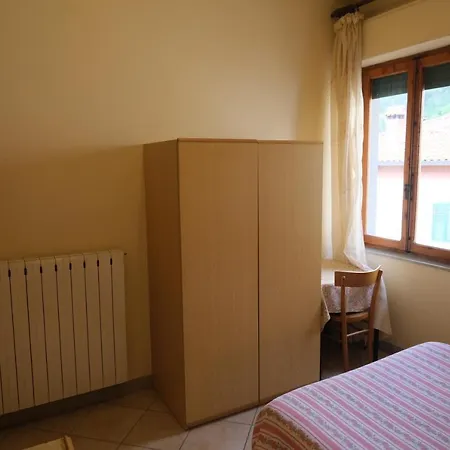 Szálloda Amelia Momigno