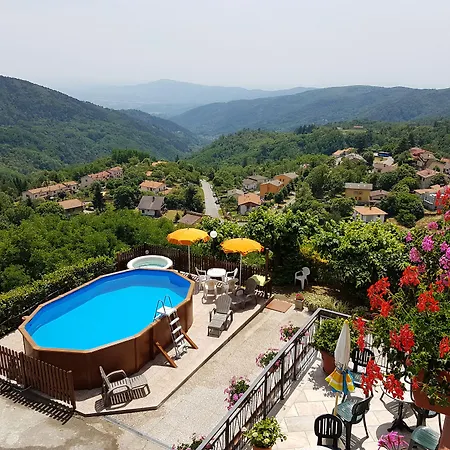 Amelia Hotel 2*
